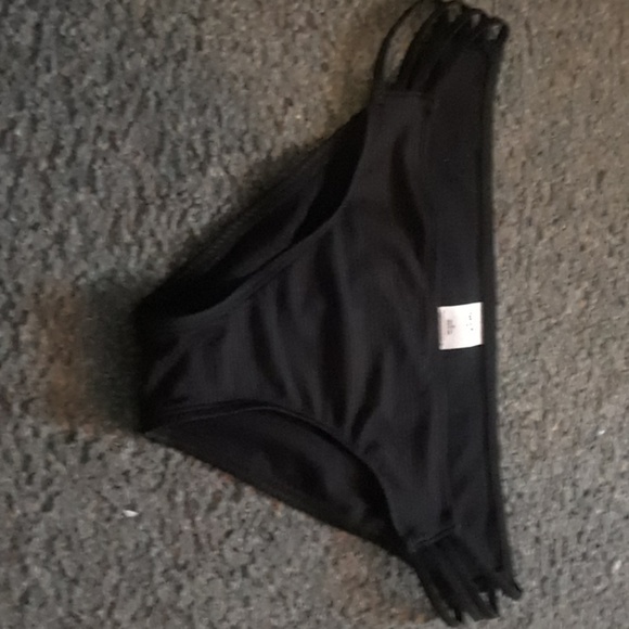 Bakini bottom - Picture 3 of 4